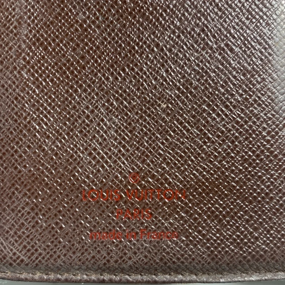 Authentic Louis Vuitton Damier Kisslock Wallet